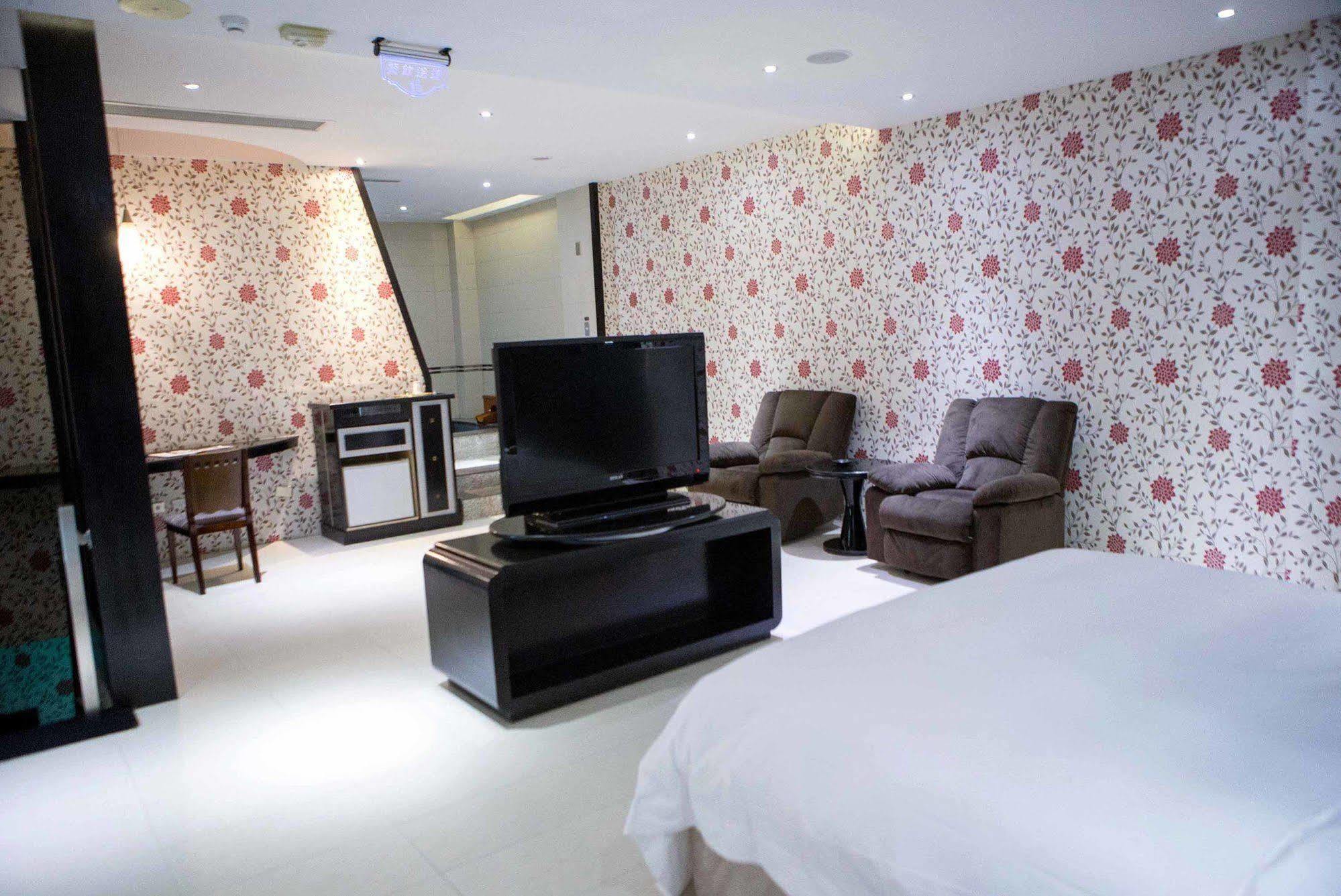 All-Ur Boutique Motel-Jhu Shan Branch Жушан Екстер'єр фото