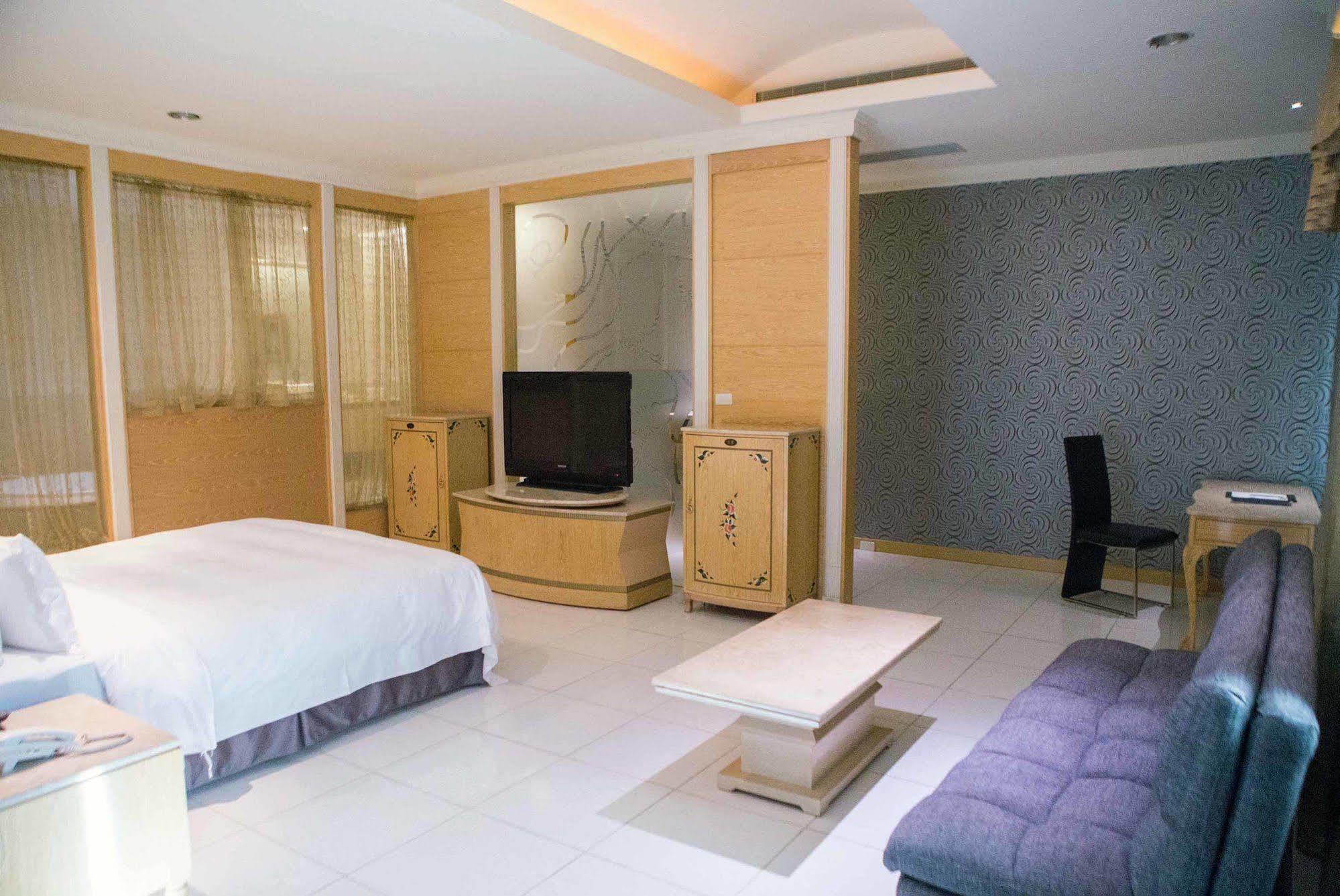 All-Ur Boutique Motel-Jhu Shan Branch Жушан Екстер'єр фото